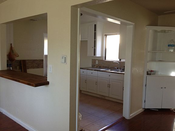 3rd image of 7212 Duchess Dr