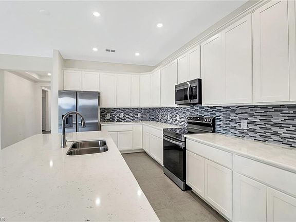 5th image of 8815 Cascade Price Cir
