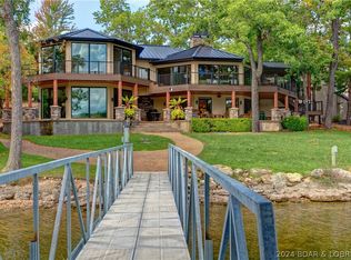 140 Cascade Ct, Four Seasons, MO 65049