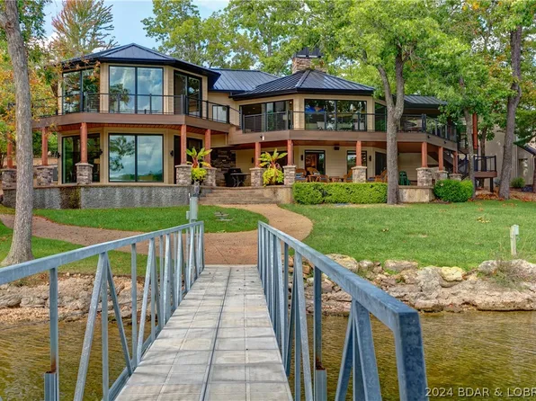 140 Cascade Ct, Four Seasons, MO 65049