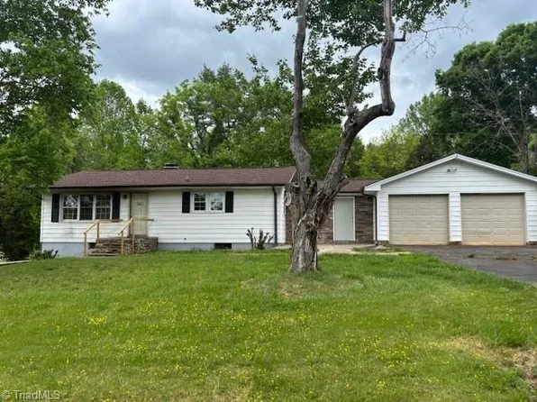 361 Wall St, Rural Hall, NC 27045