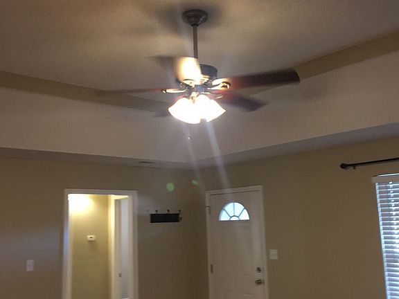 3rd image of 5805 Barkley Ln