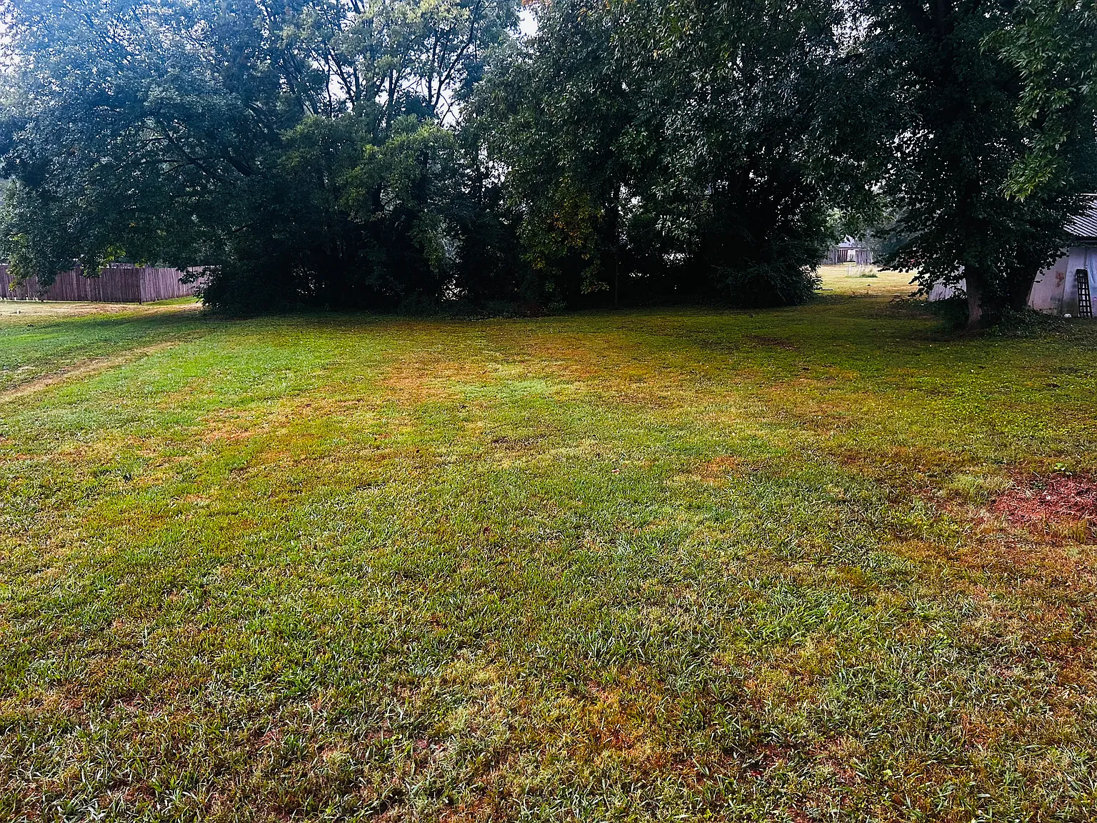 2 bed, 884 sqft, $825 — Photo 2