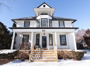 514 Maple St, Chenoa, IL 61726