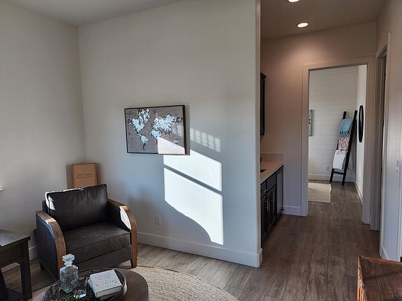 Private Suite - Living Room