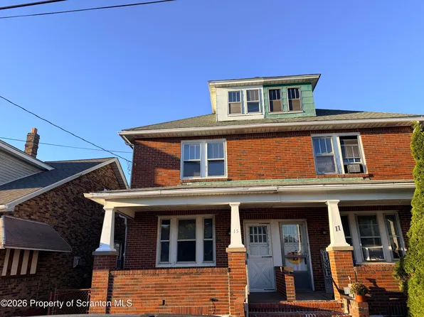 13 W Market St, Tresckow, PA 18254