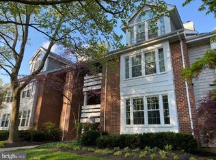 11164 Beaver Trail Ct, Reston, VA 20191