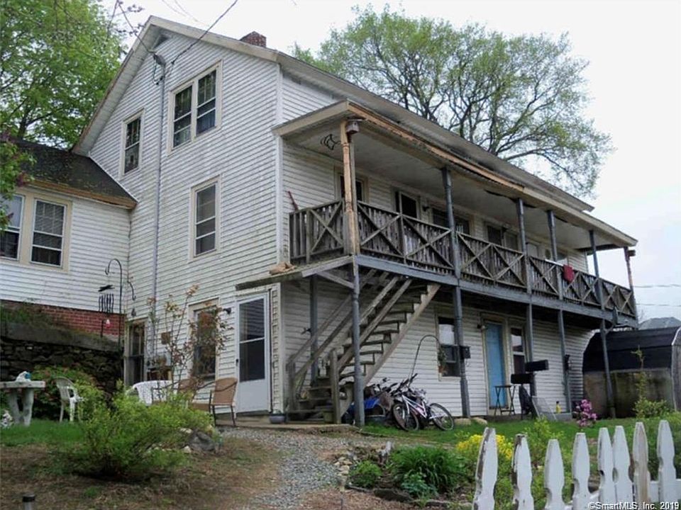 2nd image of 35 Railroad Ave