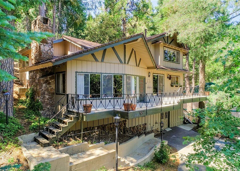 1st image of 24611 Valle Dr
