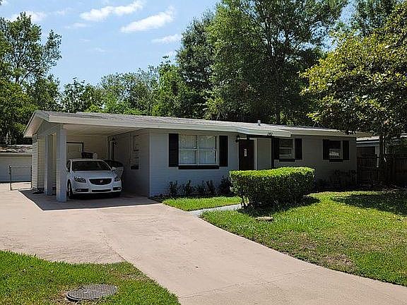 3rd image of 1161 Denaud St