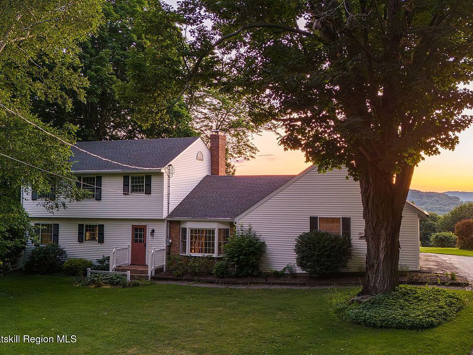1st image of 162 Valley View Road