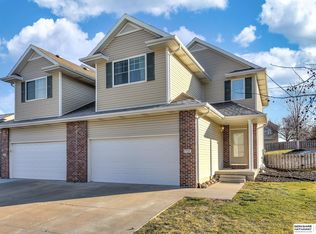 7727 S 162nd St, Omaha, NE 68136