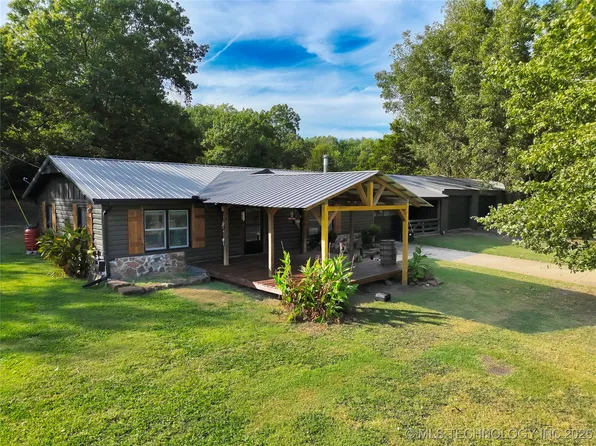 34190 E 651st Way, Chouteau, OK 74337