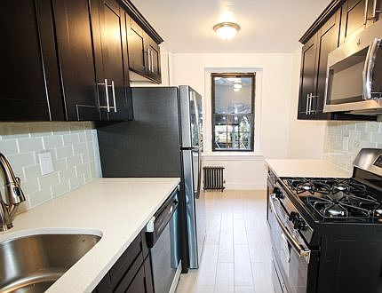 3rd image of 3752 80th St APT 1D