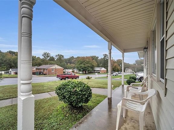 4th image of 3609 Bonmark Dr