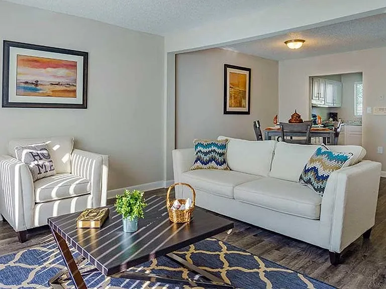 Gleneagle Apartment Homes — Photo 95