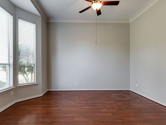 2nd image of 3008 Chippenham Dr