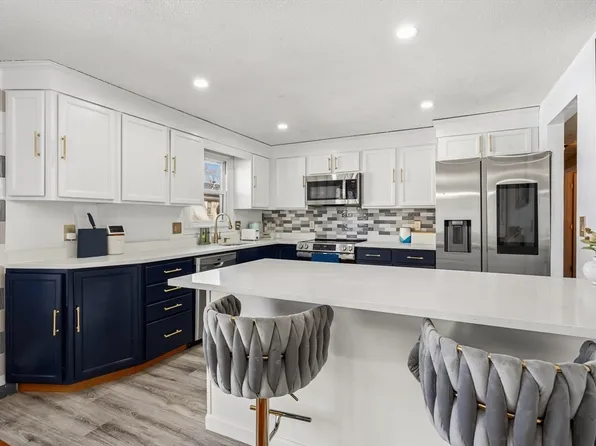 35 Gladwood St, Brockton, MA 02301
