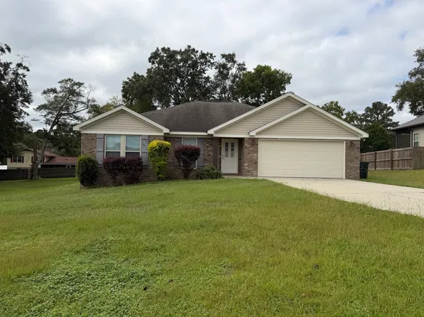 1906 Fern Dr, Dothan, AL 36301