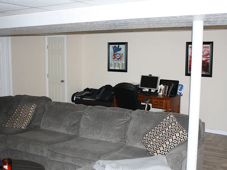6016 Snyder Rd — Photo 10