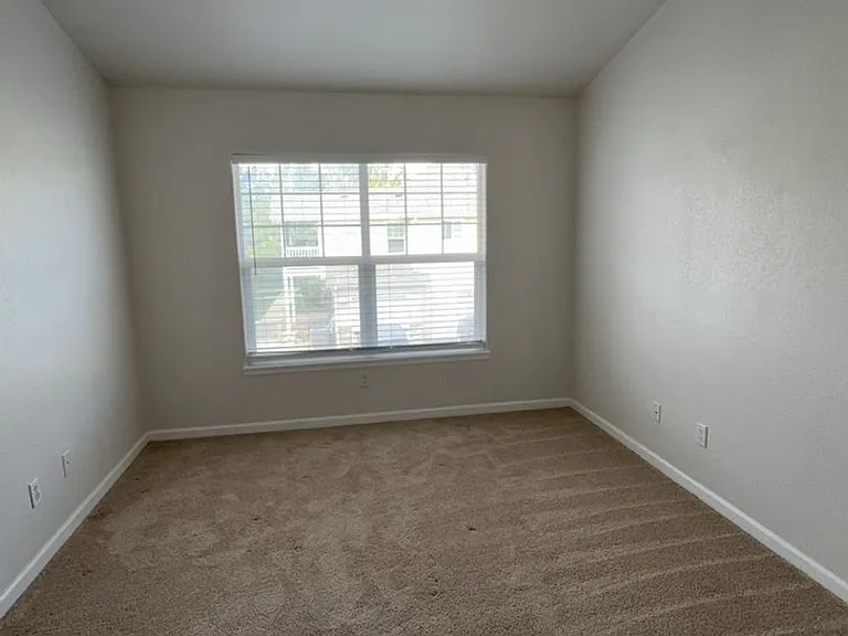3770 Ponderosa Ct #1 — Photo 24