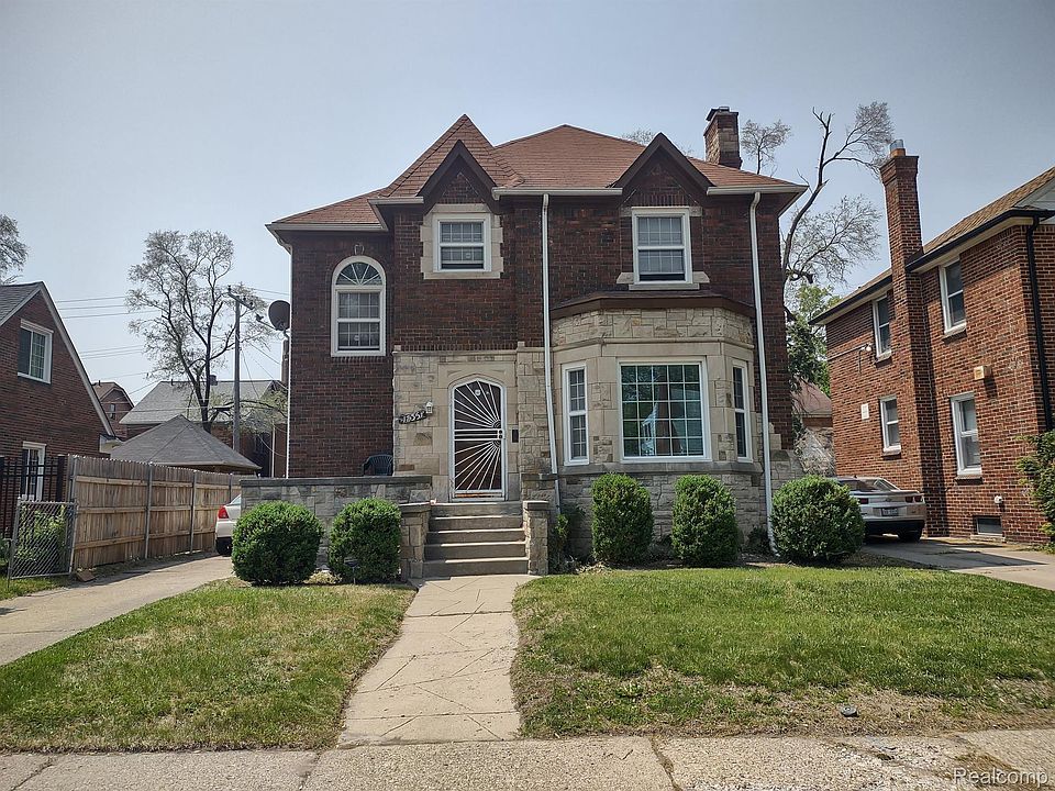 1st image of 17351 Birchcrest Dr