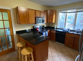 27R Albion St UNIT 2F, Somerville, MA 02143