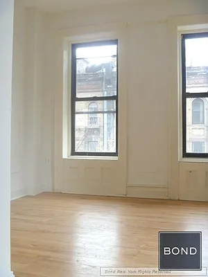 Rented by Bond New York | media 5