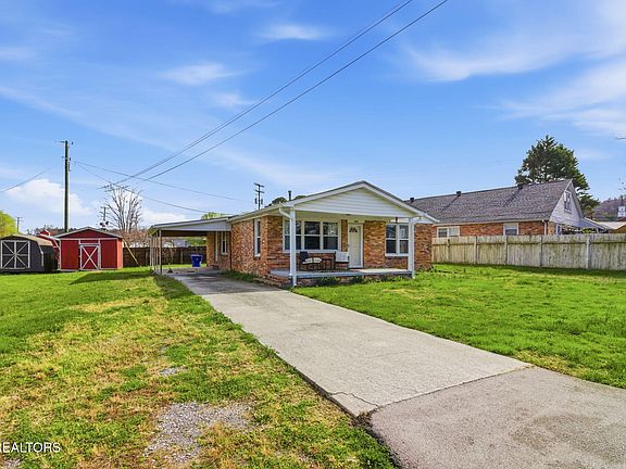 3rd image of 335 S Fowler St