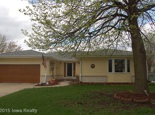 3825 SE 25th St, Des Moines, IA 50320