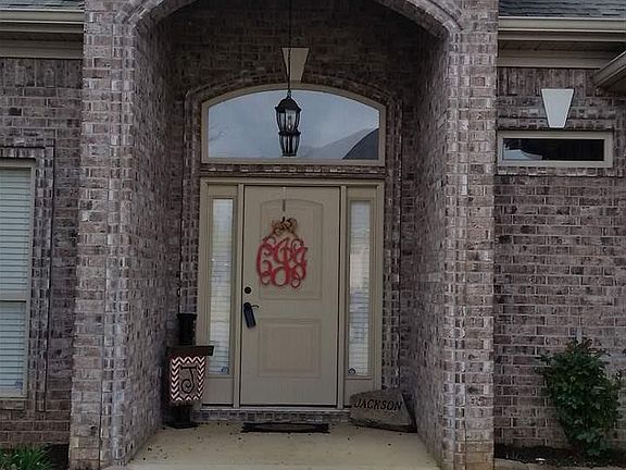 3rd image of 2905 Coldwater Dr