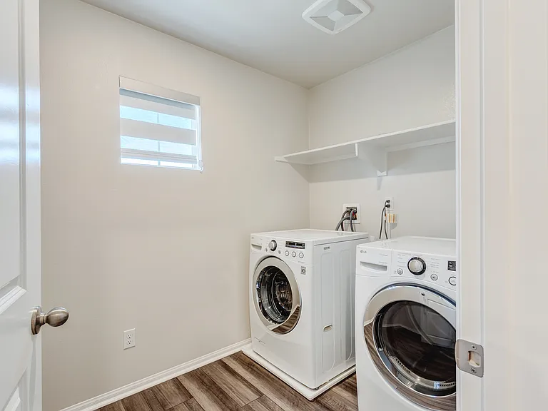 36469 Shine Dr — Photo 19