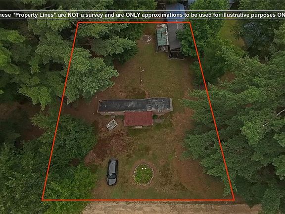 3rd image of 310 Green Oak Ln