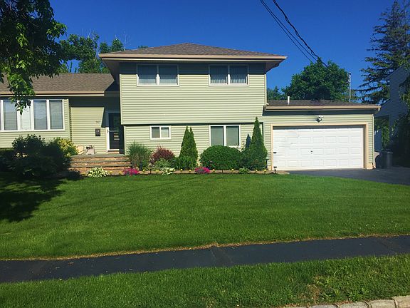 2nd image of 317 Clearview Ln