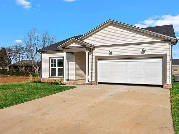 3rd image of 2640 Cedrus Ave