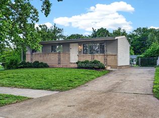 8 Kathleen Ct, Florissant, MO 63031