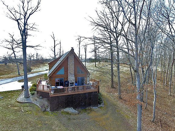 2nd image of 189 Scenic Point Dr