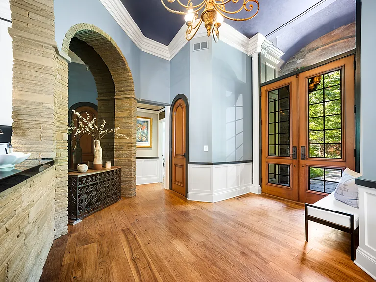 224 Wilson Rd — Photo 3