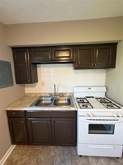 213 South St — Photo 4