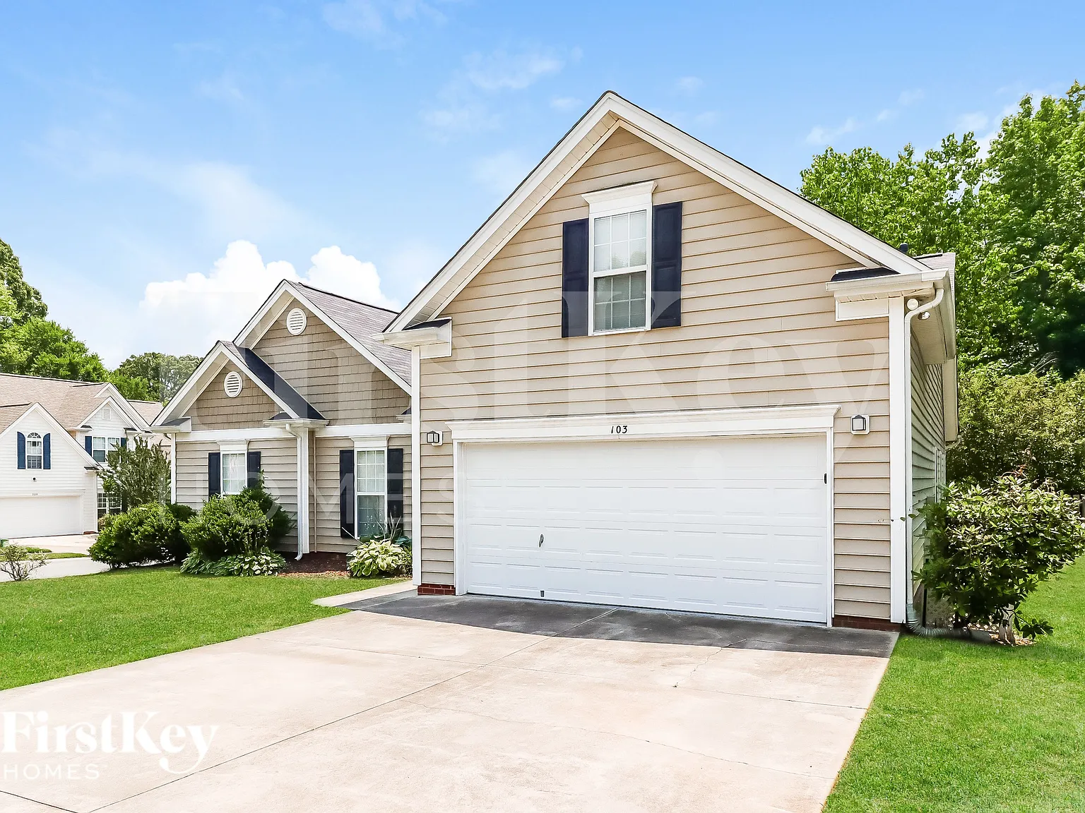 3 bed, 2.0 bath, 2109 sqft, $2,445 — Photo 2