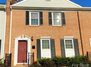 8347 Knights Bridge Rd, Charlotte, NC 28210