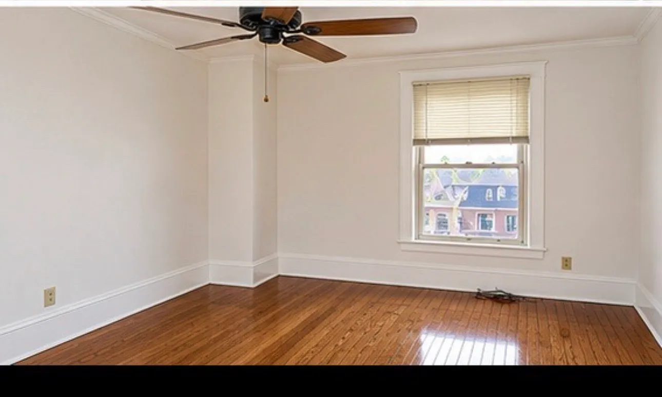 1 bed, 700 sqft, $1,200 — Photo 3