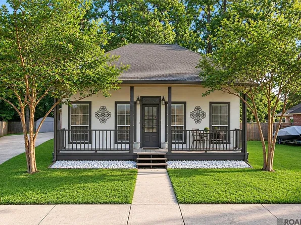 32495 Magnolia Ct, Denham Springs, LA 70706