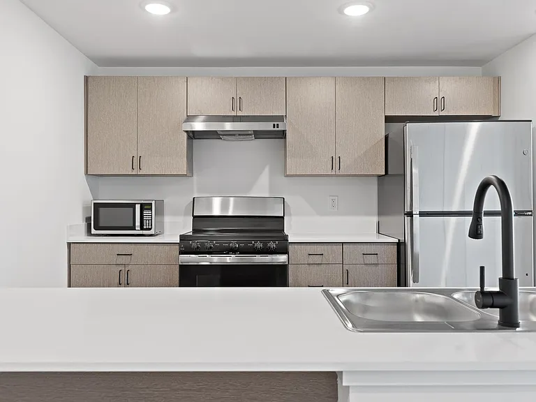 East Line Apartments | Modern Studio Apartments in Downtown Chattanooga — Photo 17