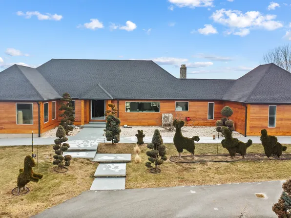 40 Town Farm Road, Woodstock, CT 06281