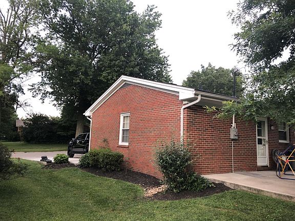 5th image of 123 Woodmont Dr