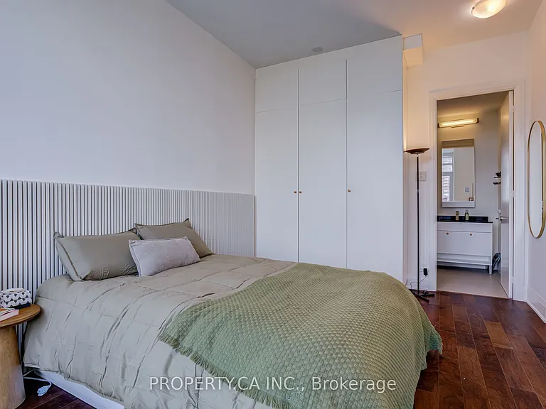 500 Sherbourne St #3404 — Photo 13