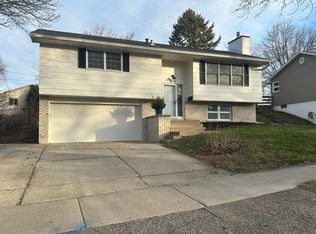 2530 6th Ave NW, Rochester, MN 55901