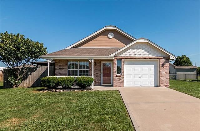1st image of 210 SW Blue Branch Cir