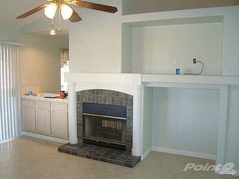 Beautiful Fireplace!